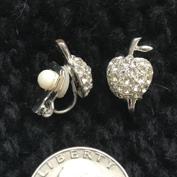 Apple Rhinestone earrings - Picture 2 of 5